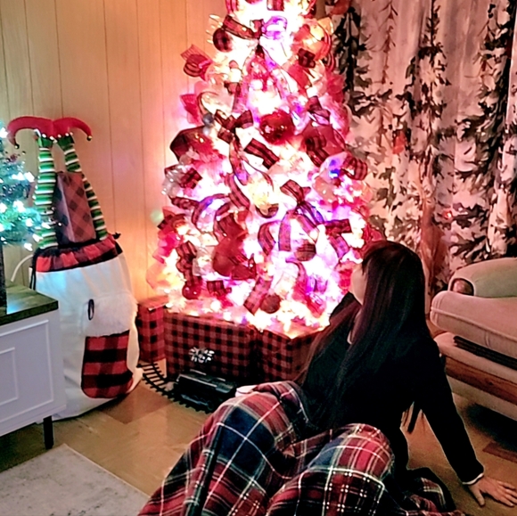 Meet your Posher, Janet - Picture 4 of 8